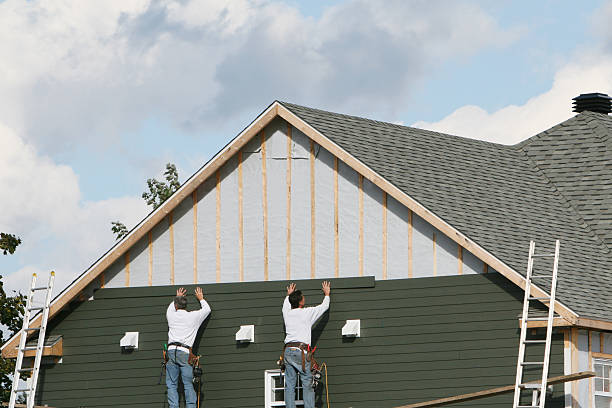 Professional Siding Contractor technician working in Manassas, VA